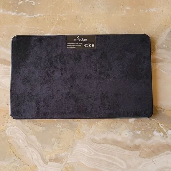 M EDGE Wireless Keyboard - Picture 3 of 3